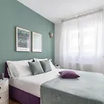 Апартаменты Design Con Terrazza In Via Masera 6 Милан