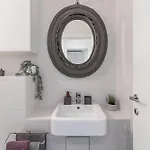 Design Con Terrazza In Via Masera 6 Милан