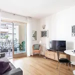 Апартаменты Design Con Terrazza In Via Masera 6 Милан